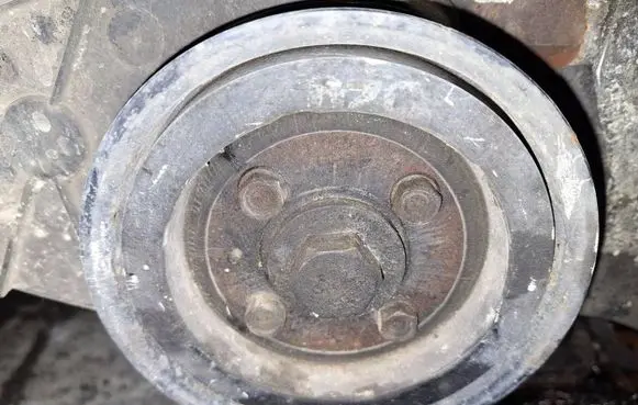 Opel Astra G Crankshaft pulley