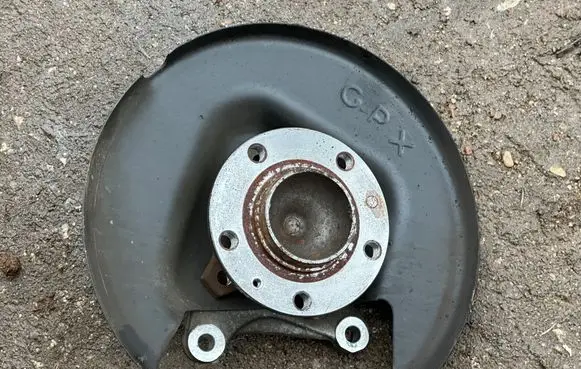 Peugeot 308 Rear wheel hub