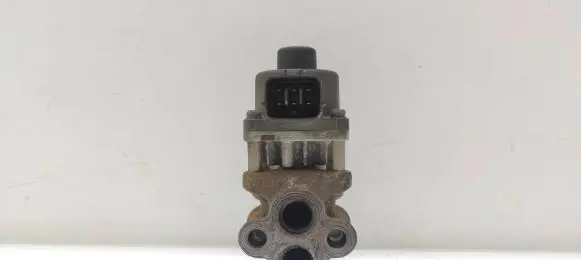 Subaru Legacy EGR valve