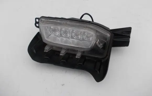 Toyota Prius+ (ZVW40) LED Daytime headlight 8143047070