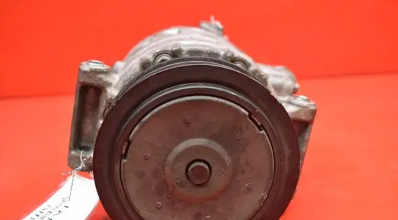 Volkswagen Golf V Air conditioning (A/C) compressor (pump) 1K0820859S