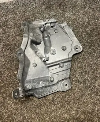 Mercedes-Benz C W206 Other engine bay part A2066203901