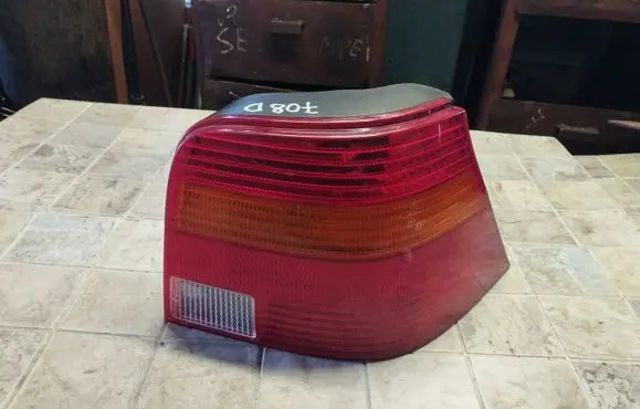Volkswagen Golf IV Rear/tail lights 1J6945257