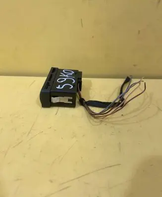BMW X5 E53 Tailgate/trunk/boot open switch 