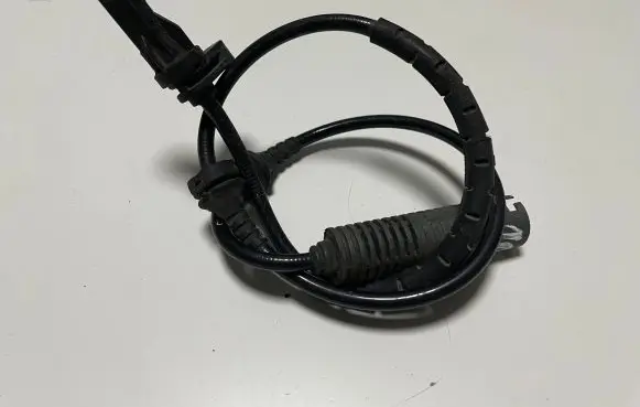 BMW 1 E81 E87 ABS brake wheel speed sensor 6780465