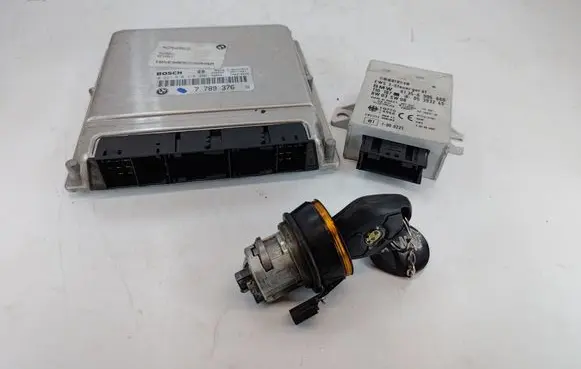BMW 5 E39 Engine ECU kit and lock set 7789376 13617789376 7789424