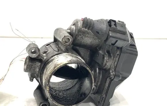 Volkswagen PASSAT B7 Engine shut-off valve 03L128063R
