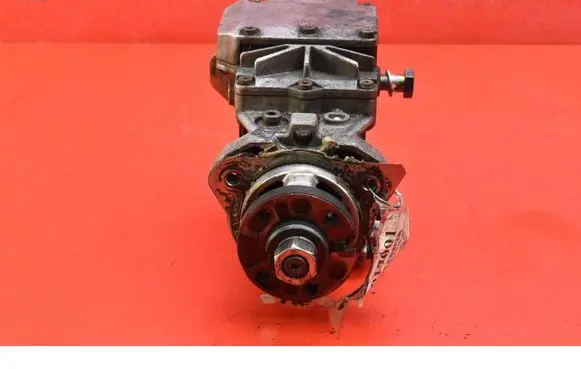 Ford Focus Fuel injection high pressure pump XS4Q-9A543-SE