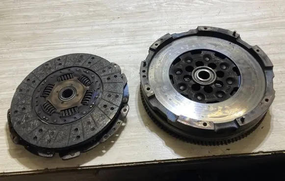 Ford Transit Custom Dual mass flywheel GK216477AB