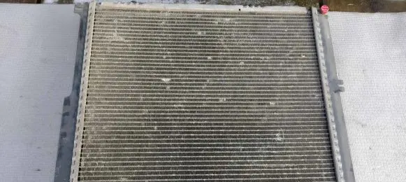 Mercedes-Benz E W124 Coolant radiator