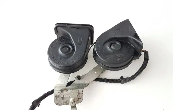 Ford Kuga II Horn signal 0055306 0655806 339970