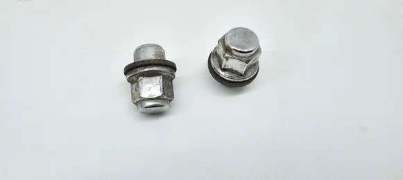 Lexus RX 450H Nuts/bolts 