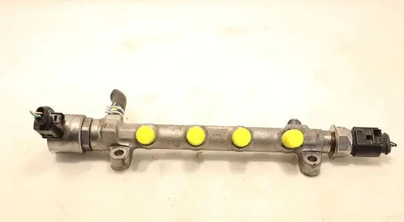 Fuel main line pipe