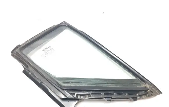 Toyota C-HR I Rear vent window glass 43R00097 DOT899M311AS2