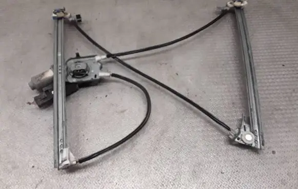 Renault Espace - Grand espace IV Front door window regulator with motor 