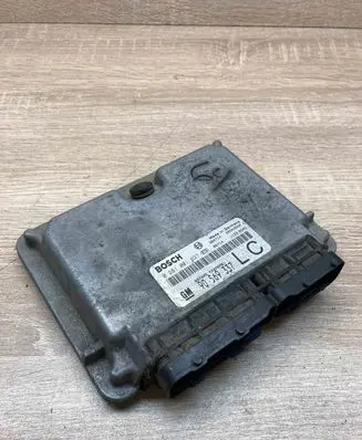 Opel Sintra Engine control unit/module ECU 90569337 0281001637