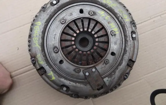 Peugeot 308 Clutch set kit 9818024680