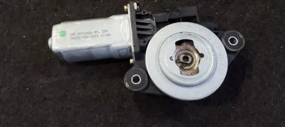 Honda CR-V Sunroof motor/actuator 70450 70450s5a00334114a