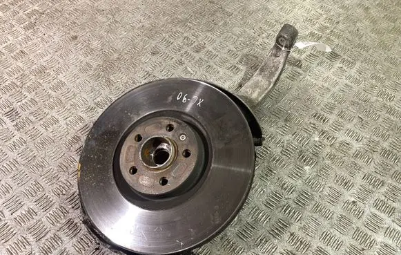 Volvo XC90 Front wheel hub