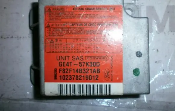 Mazda 626 Airbag control unit/module gE4t57k30d F82F14B3212AC