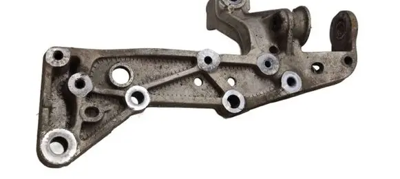 Volkswagen Touran I Front lower control arm/wishbone 1K0199296E