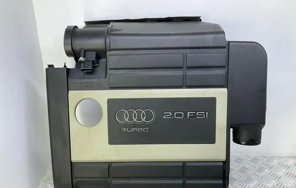 Audi TT TTS Mk2 Engine cover (trim) 06F133837AF 06F133843A
