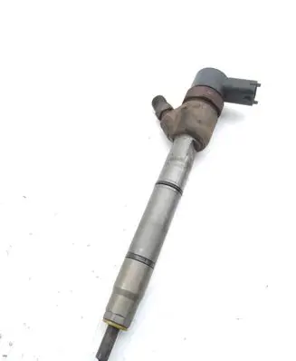 KIA Sportage Fuel injector 338002A800