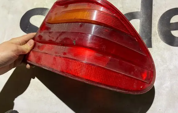 Mercedes-Benz E W210 Rear/tail lights a2108204464 2108204464