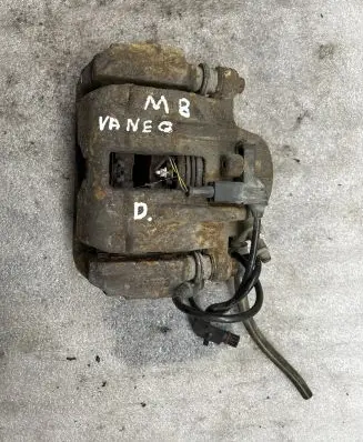 Mercedes-Benz Vaneo W414 Front brake caliper