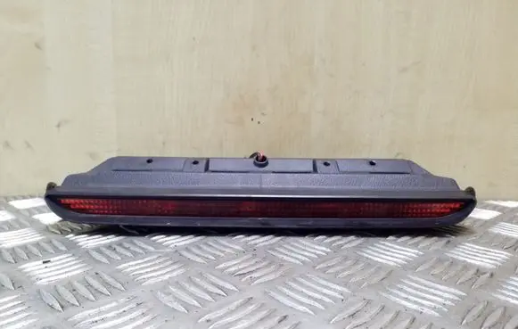 Subaru Outback Third/center stoplight OEW2037