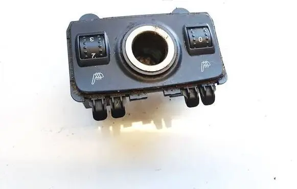 Ford Grand C-MAX Seat heating switch AM5T19K314AC