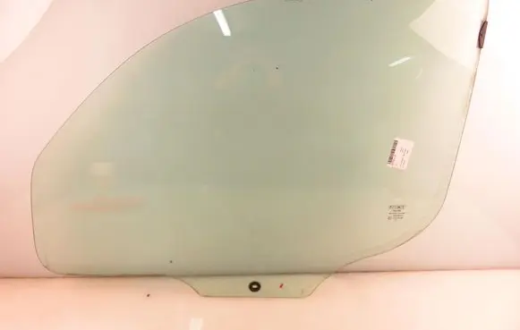 Fiat Doblo Front door window glass four-door