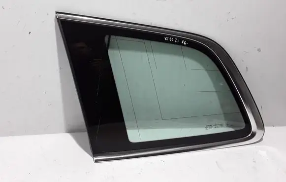 Volvo XC90 Rear side window 32206897