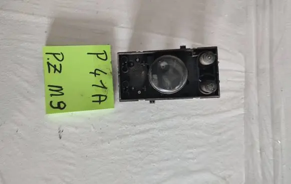 Opel Astra H Light switch 13198924