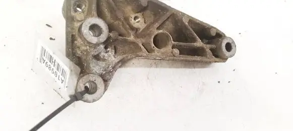Opel Astra G Engine mounting bracket 90575142 0047620