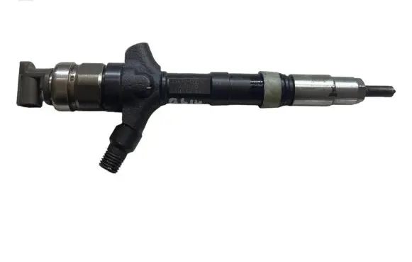 Toyota Corolla Verso E121 Fuel injector 236700G010