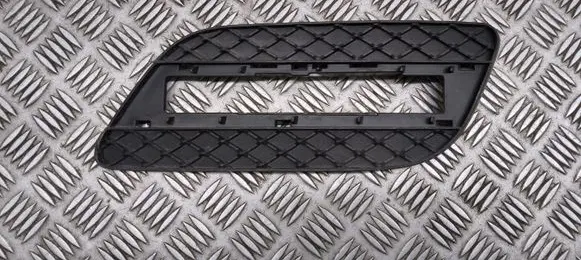 Mercedes-Benz ML W166 Front fog light trim/grill A1668800824 A1668842220 A1668200750