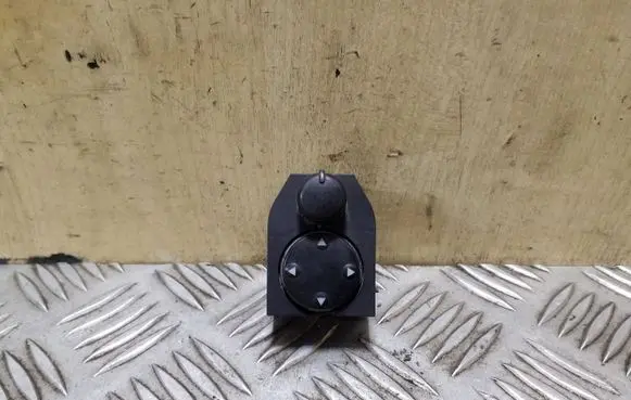 Audi A4 S4 B5 8D Wing mirror switch 03240034 8D0959565A