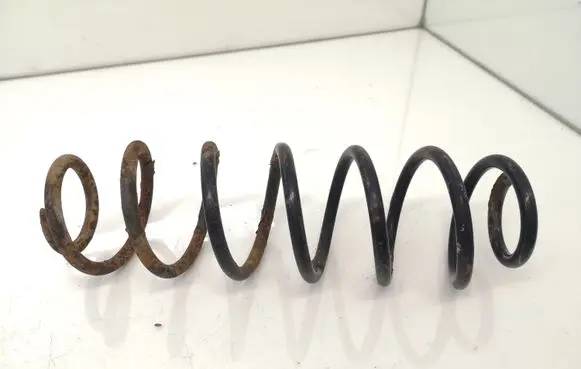 Volkswagen Golf IV Rear coil spring
