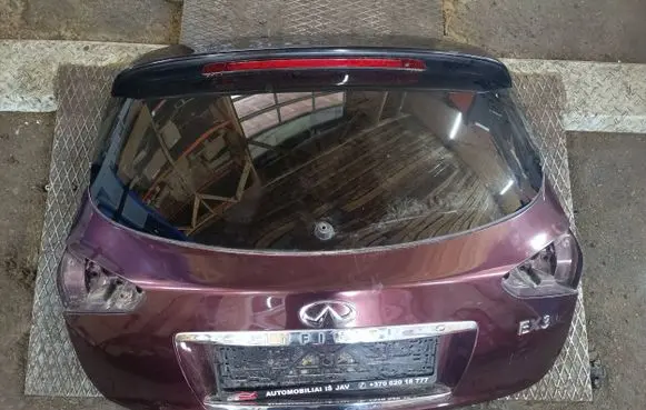 Infiniti EX Tailgate/trunk/boot lid