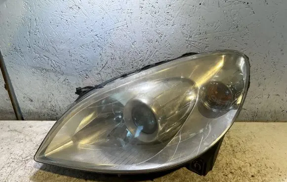 Mercedes-Benz B W245 Headlight/headlamp A1698201761 0301220201 231000600