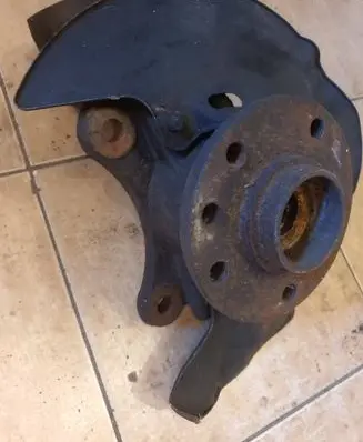 Volkswagen Transporter - Caravelle T5 Front wheel hub spindle knuckle 7h0257d