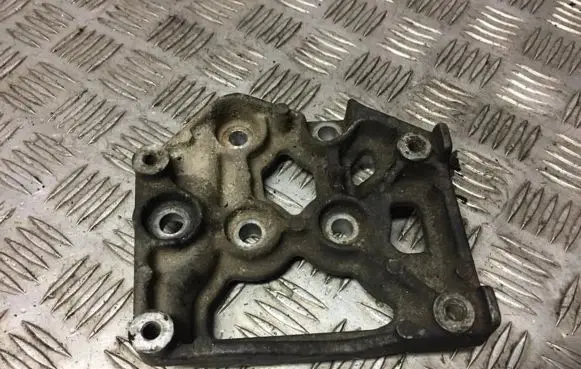 Ford Probe Engine mounting bracket