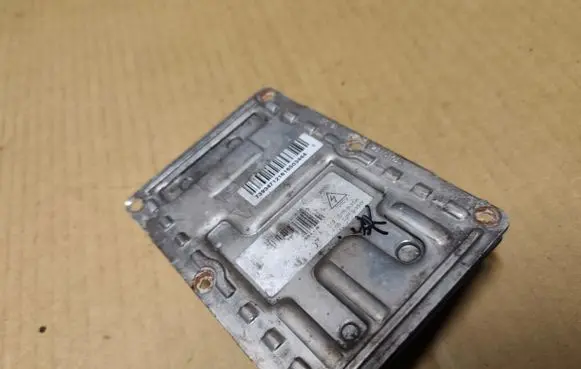 Chrysler 300 - 300C Xenon control unit/module 