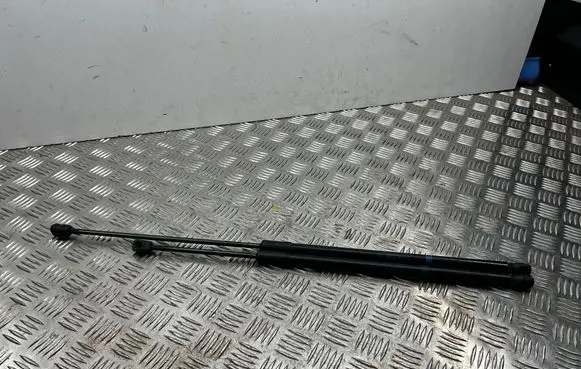 Mercedes-Benz GLC X253 C253 Front bonnet/hood damper/strut A2539801264 A2539801164