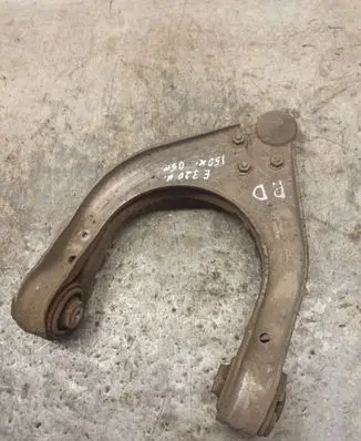 Mercedes-Benz E W211 Front lower control arm/wishbone