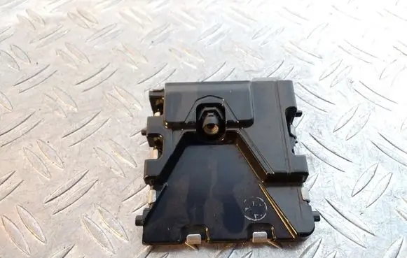 Windshield/windscreen camera