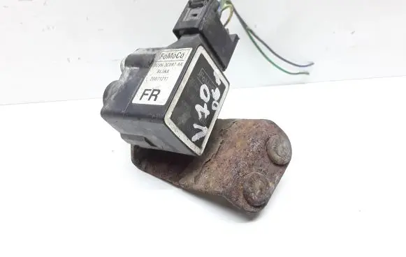 Volvo V70 Air suspension front height level sensor 7G9N3C097AA