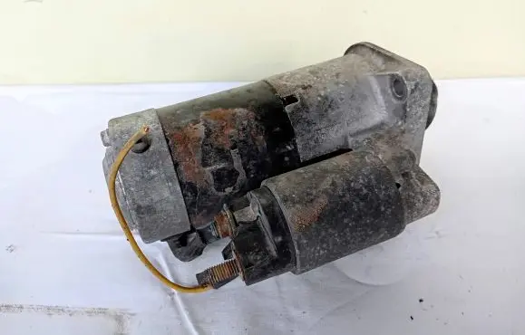 Opel Insignia A Starter motor 55353857