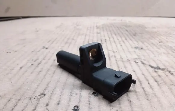 Mercedes-Benz E W213 Crankshaft position sensor A6549050100